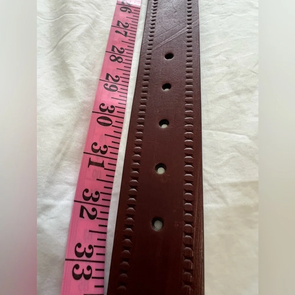 Columbia | Men's Size Small (30-32) | Brown Leather Belt